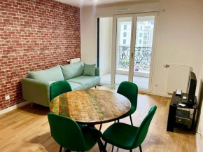 Appartment near lake Panorama and Paris